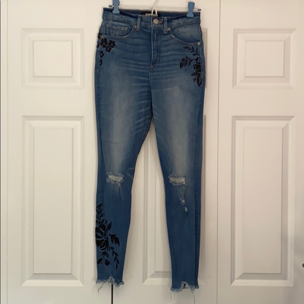Floral Embroidered Jeans